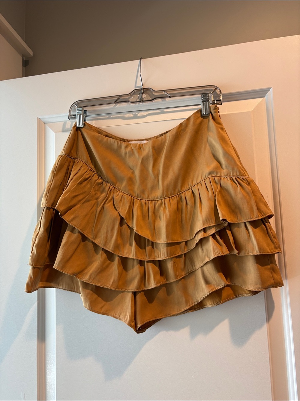 Women's Tiered Ruffle Skort in Mustard